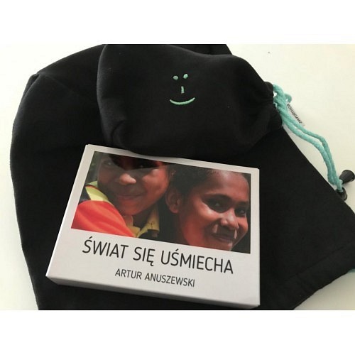 świat się uśmiecha