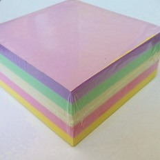 Kolorowe karteczki - bloczek 8,5x8,5cm